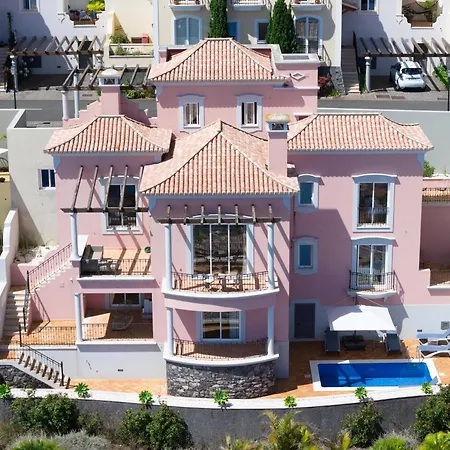 Villa Pembe Palheiro Village *